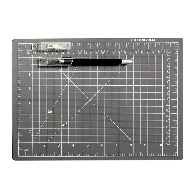 28031 Cutting Mat with Knife